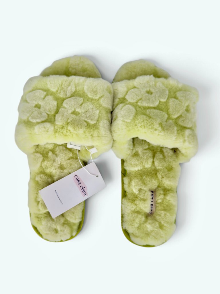 Casa Clara Fuzzy Slippers Size 39 Lime Green Nwt — image 2 of 5